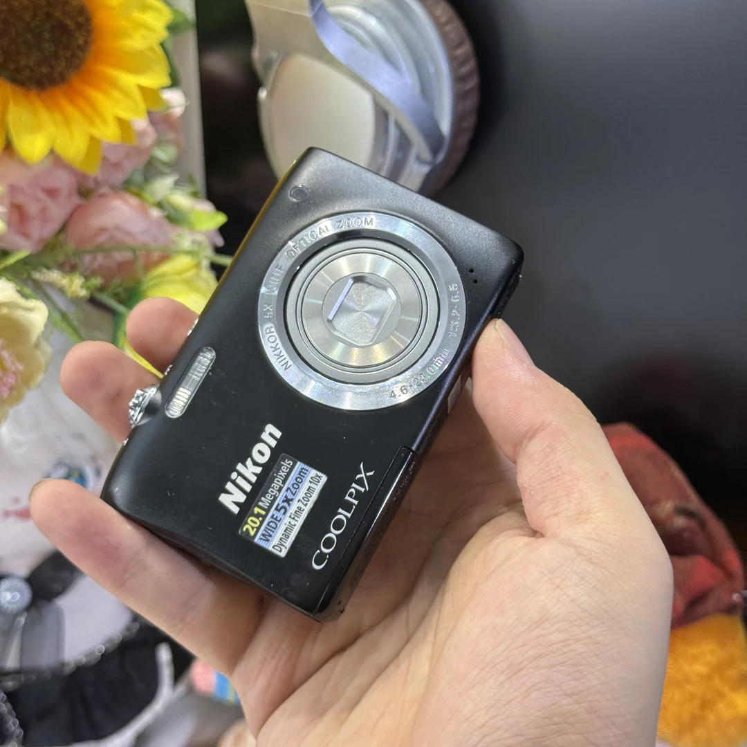 9新 Nikon/尼康 尼康s2900色彩感好2000万像素滤镜多带配件