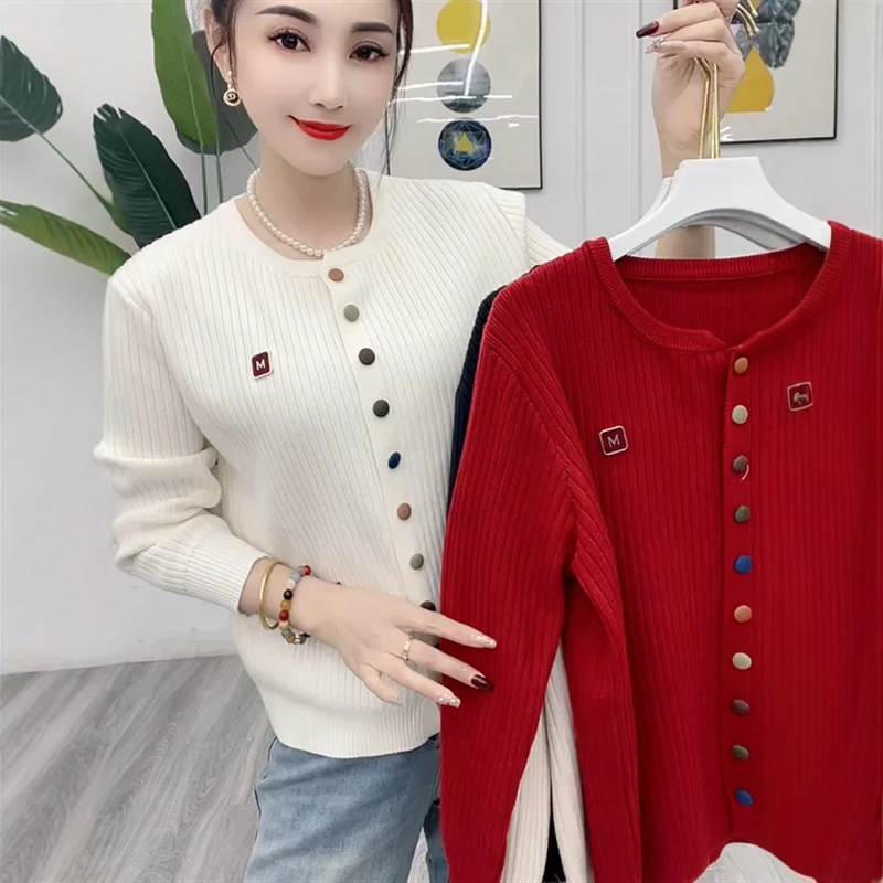 春季新款彩虹扣针织衫女时尚百搭圆领长袖简约韩版洋气开衫外穿潮
