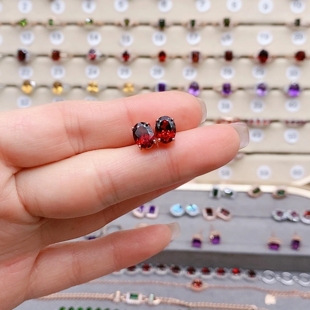 石榴石耳钉银S925镶嵌耳钉