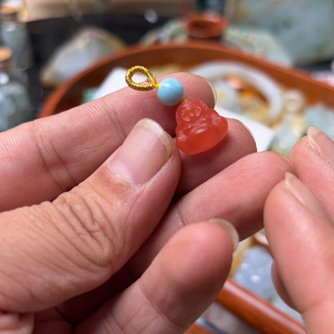 南红玛瑙挂件合金