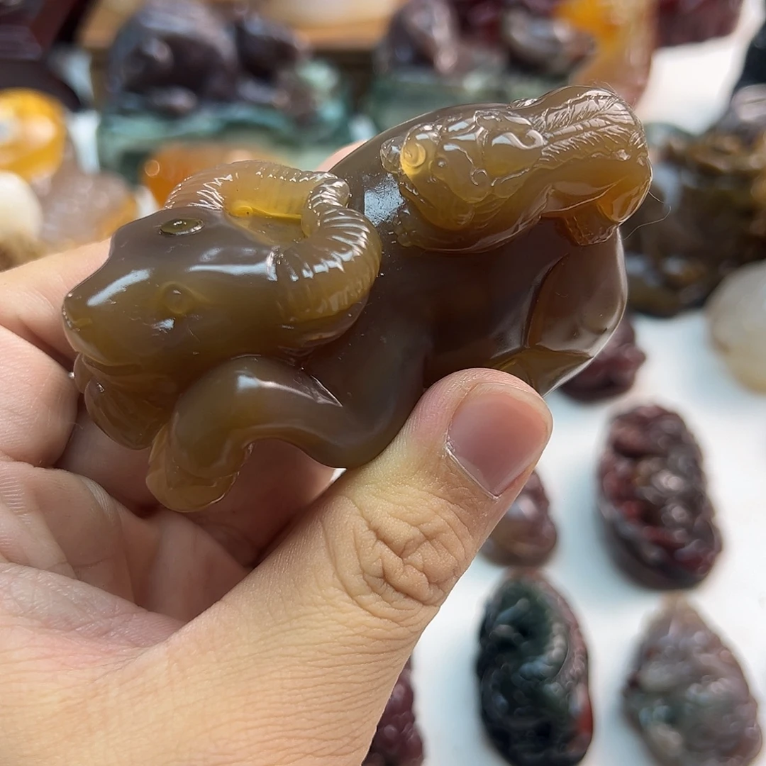 l***s玛瑙/玉髓未镶嵌颈饰