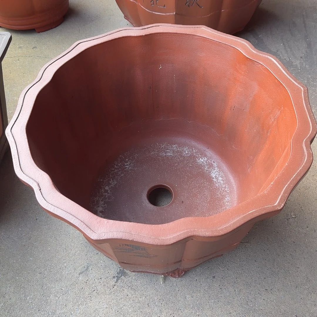 西***行紫砂花盆红色莲花两个