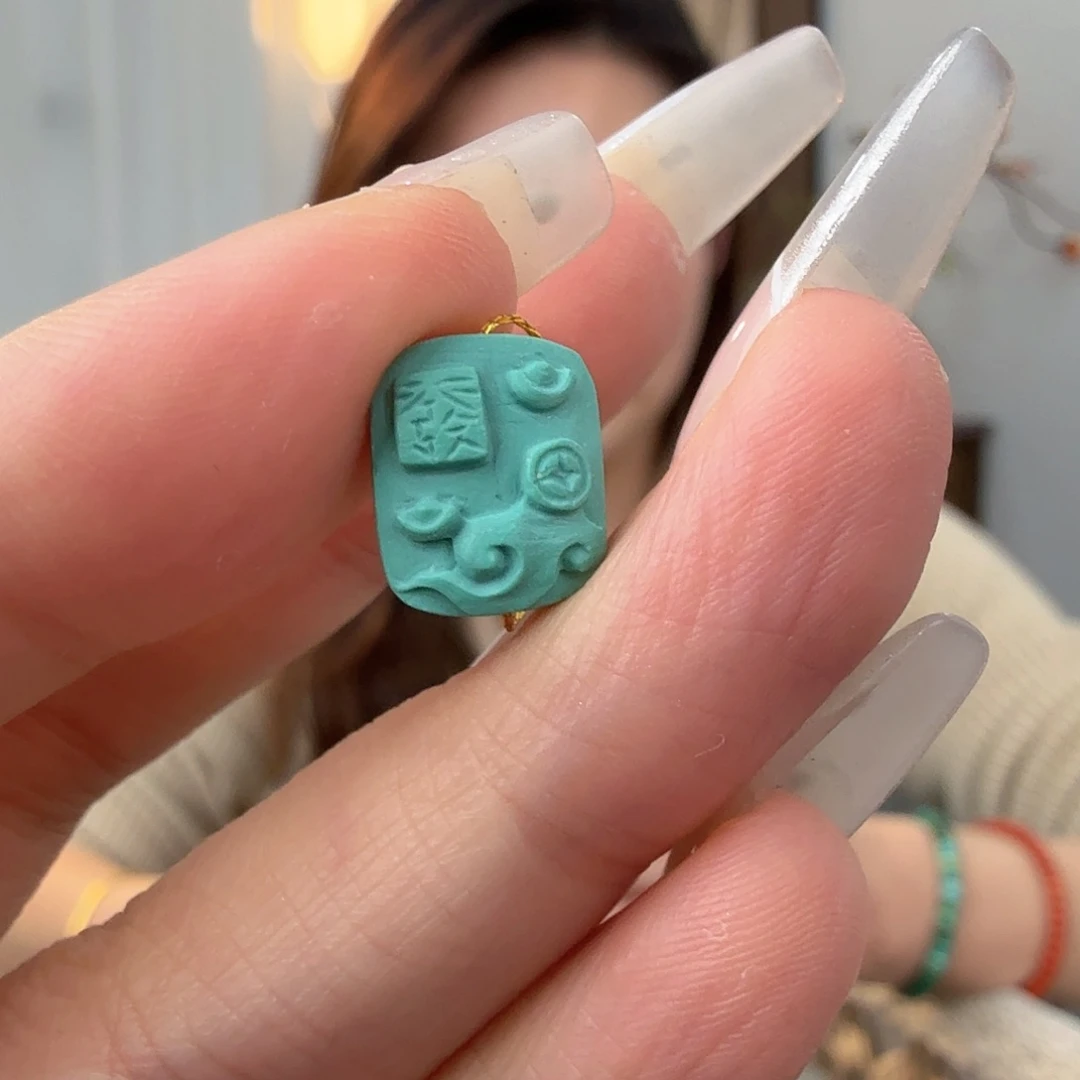 完***人绿松石未镶嵌珠宝奇石