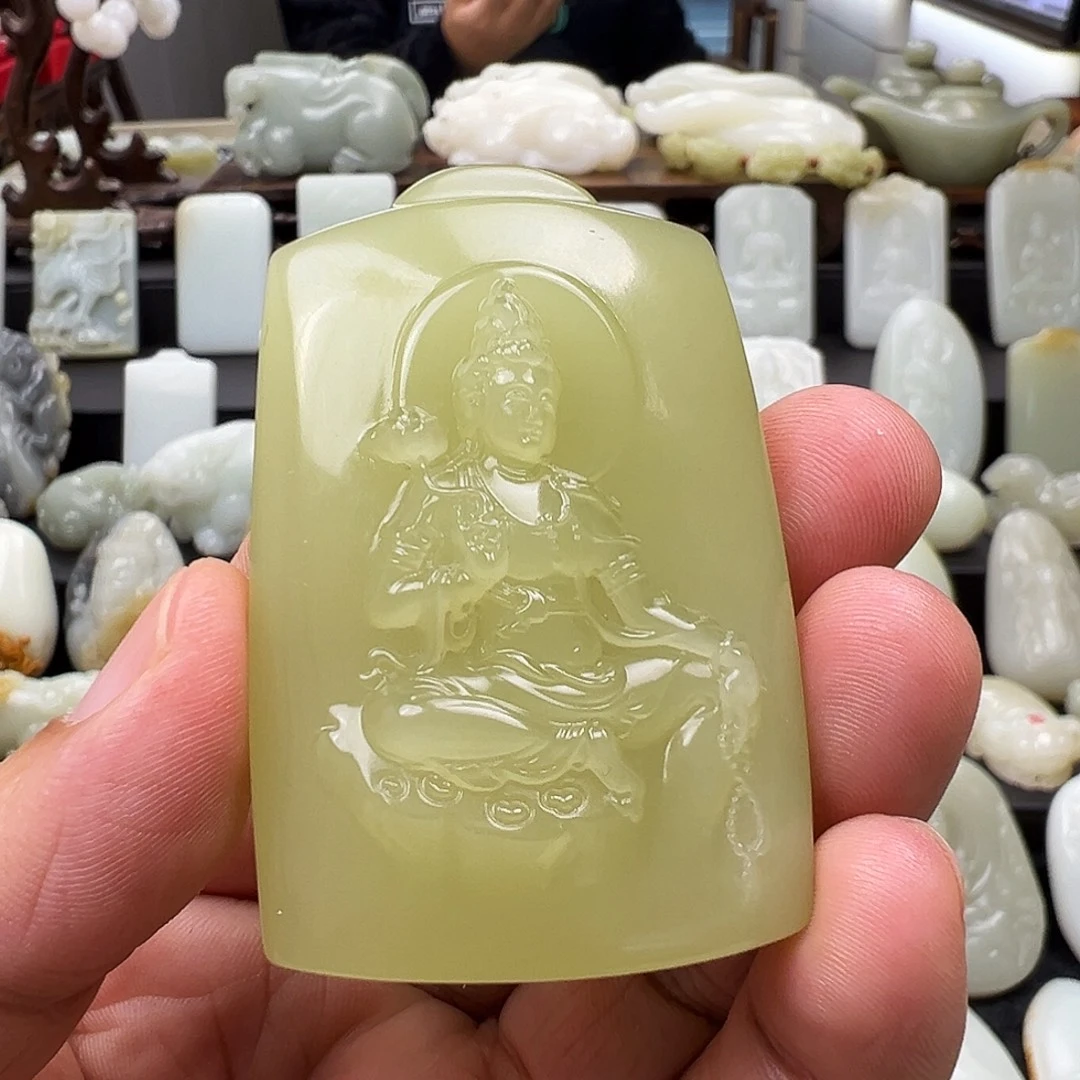 和田玉未镶嵌颈饰