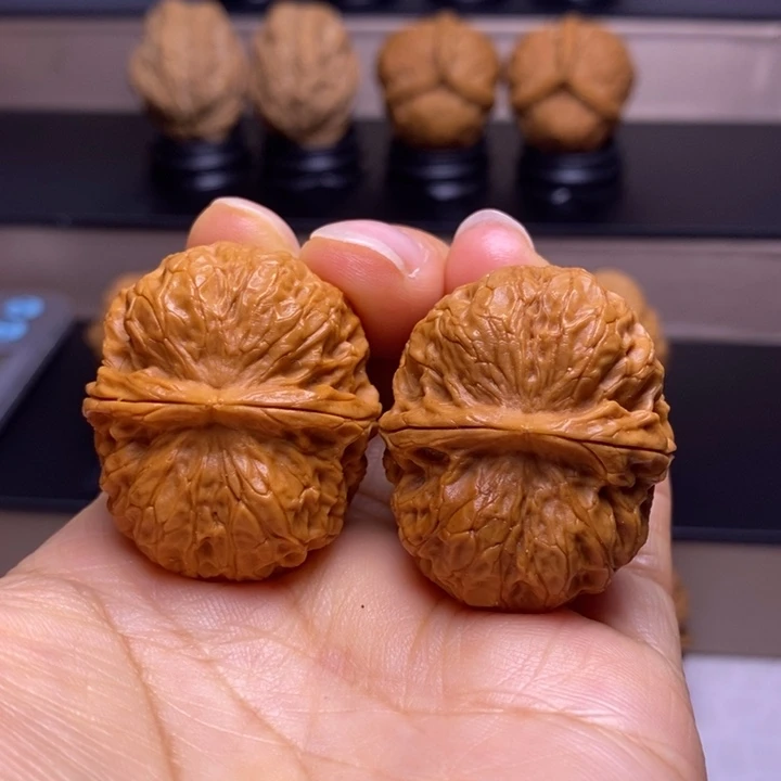 把件文玩核桃玲珑绣球69
