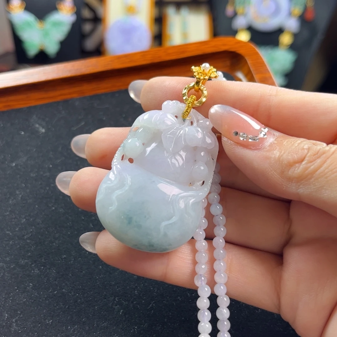 颈饰未镶嵌翡翠葫芦