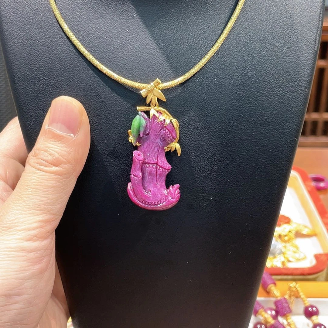 锦纶非金属吊坠红宝