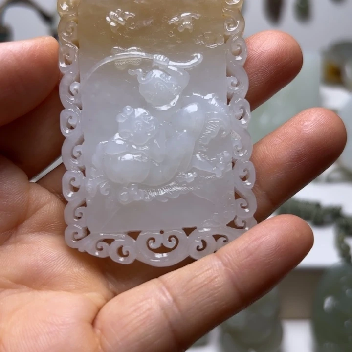 和田玉（糖玉）未镶嵌颈饰