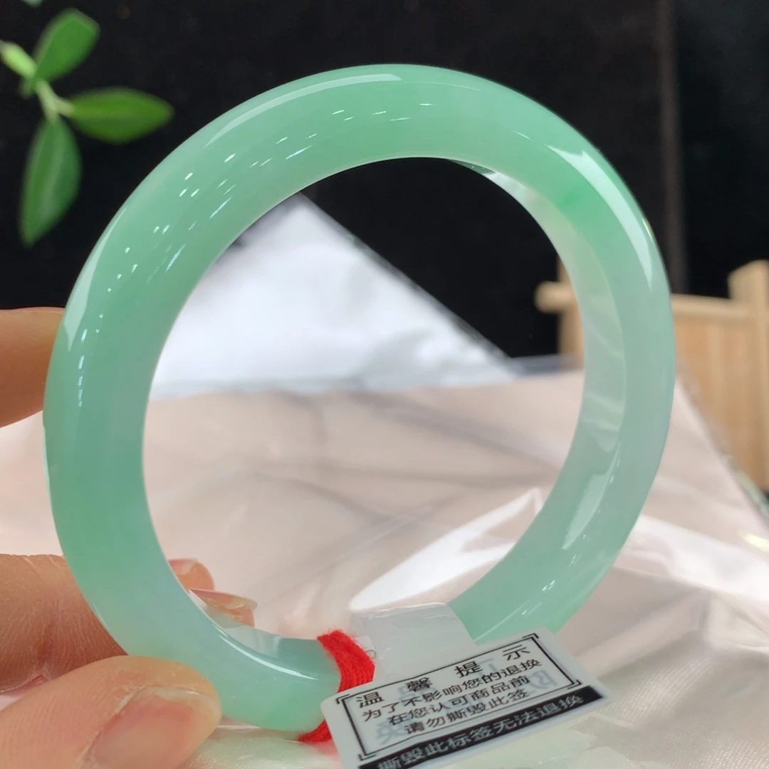 翡翠手镯未镶嵌111-1016