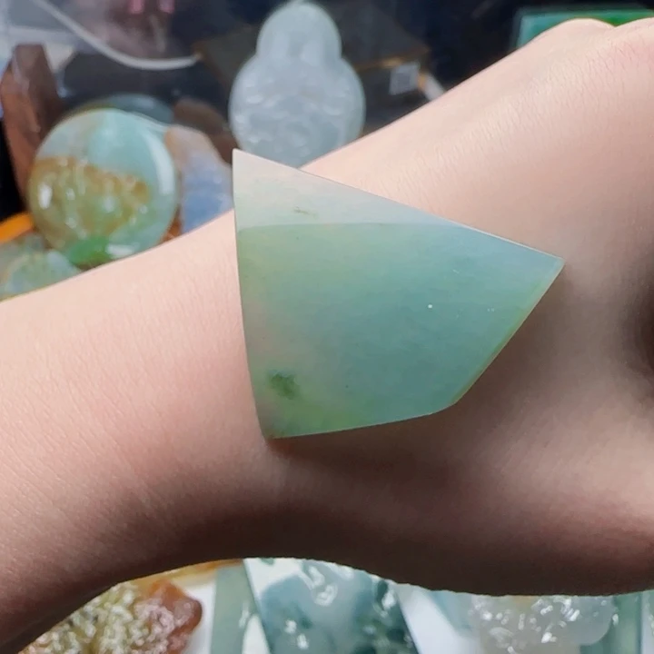 定制翡翠未镶嵌不包工