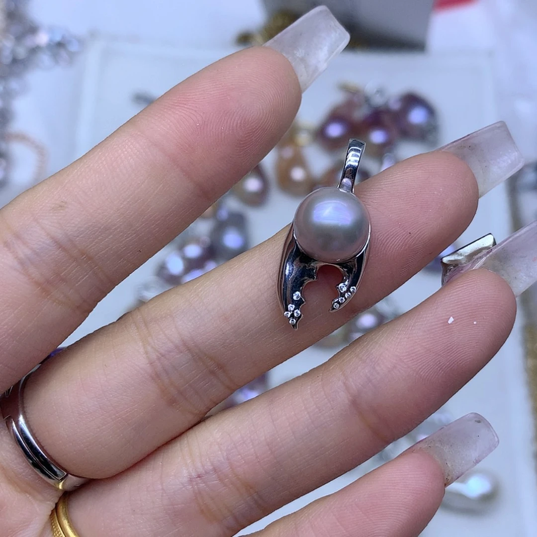 【闪购商品】淡水珍珠颈饰银S925镶嵌沉***晚