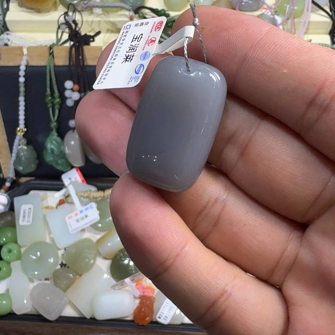 宝***儿和田玉未镶嵌手链