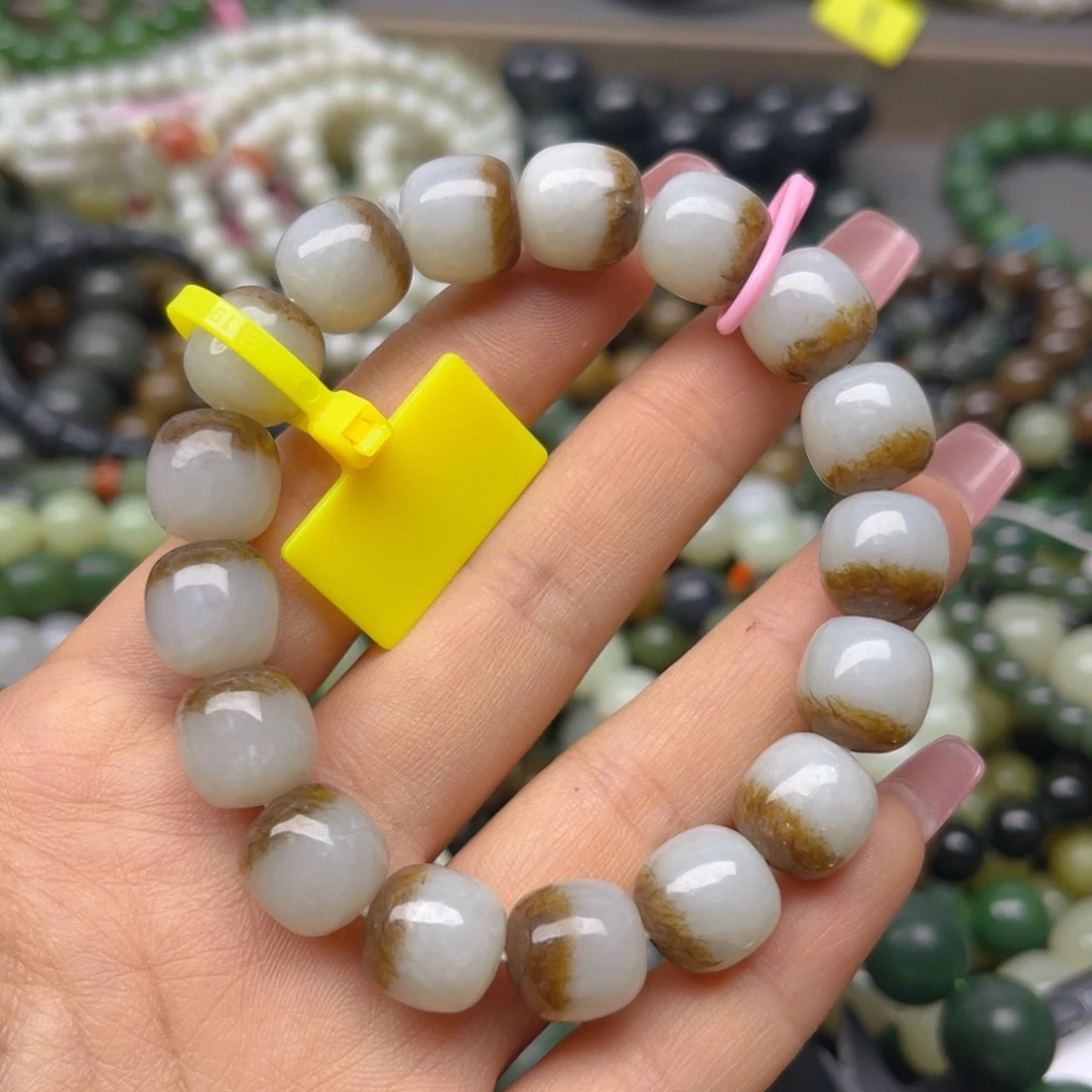 手串足银镶嵌和田玉