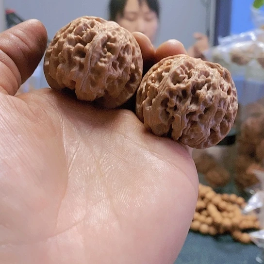 【闪购商品】把件文玩核桃41闷尖苹果