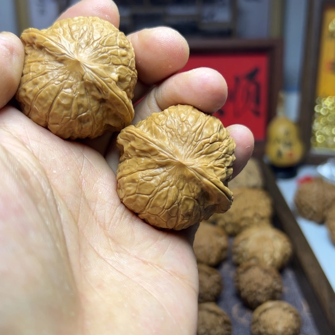 鱼****瑞麟文玩核桃南瓜墩