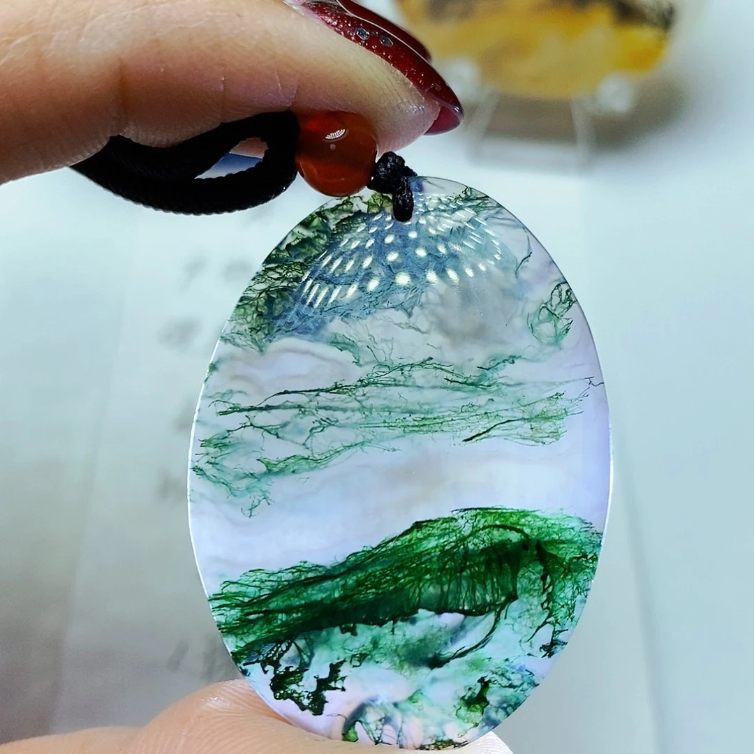 玛瑙/玉髓颈饰未镶嵌阳***。