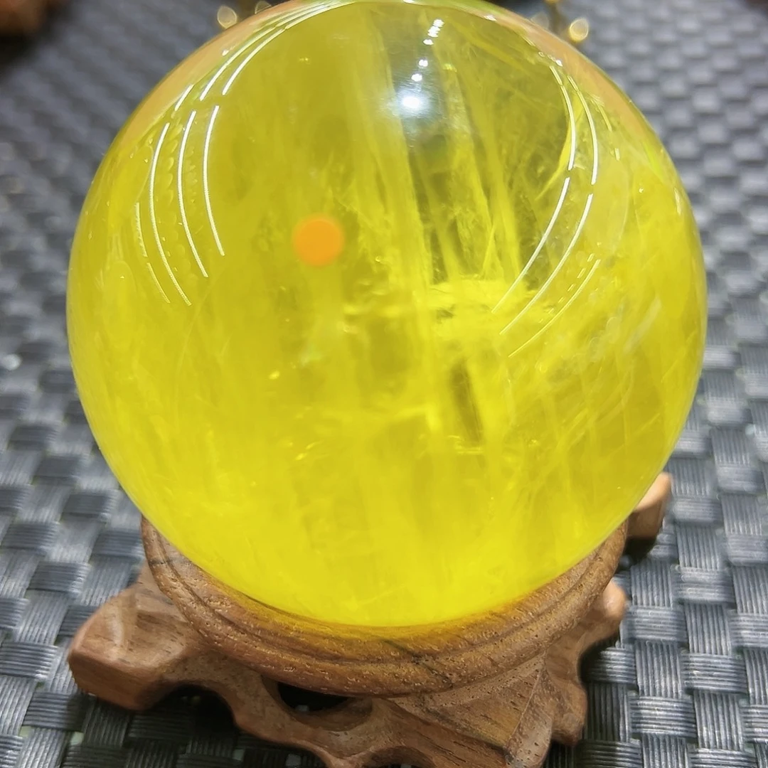 m***m水晶未镶嵌珠宝半成品