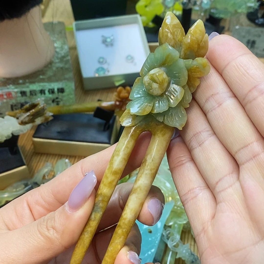 蛇纹石玉发簪未镶嵌