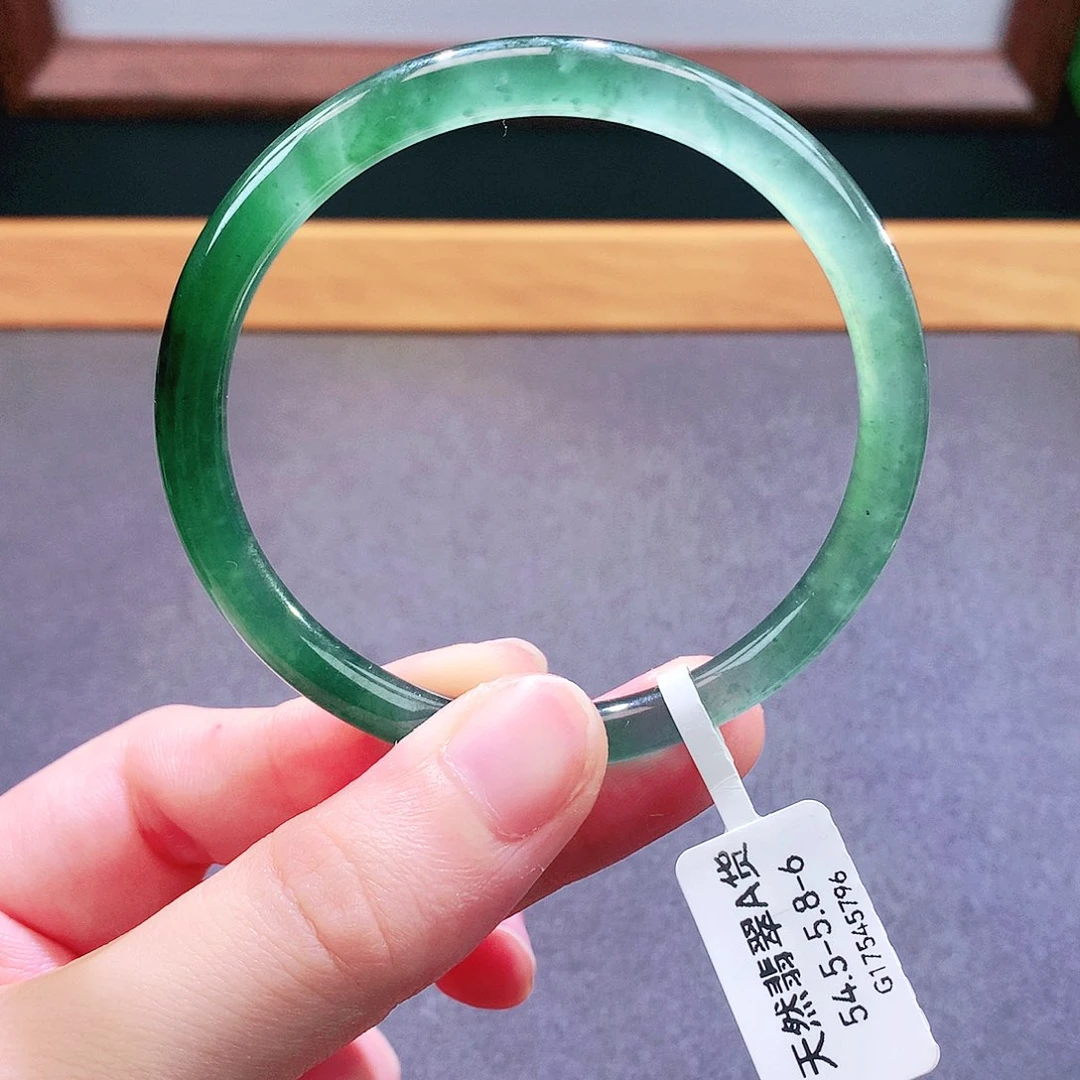 未镶嵌手镯翡翠天然翡翠