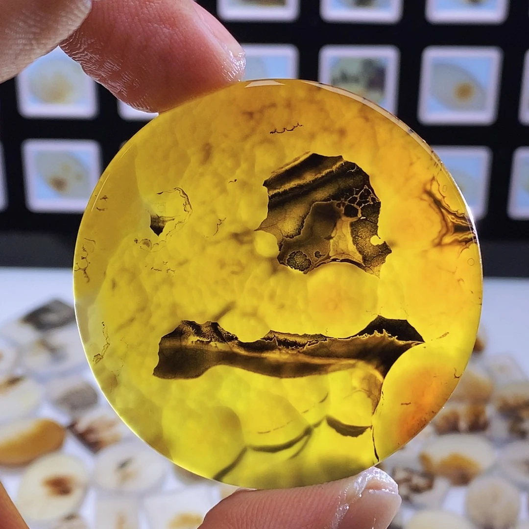 睦***风玛瑙/玉髓未镶嵌吊坠(不含链)