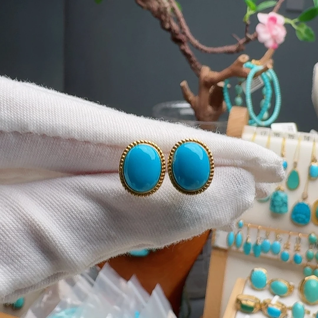 绿松石18K金镶嵌珠宝奇石