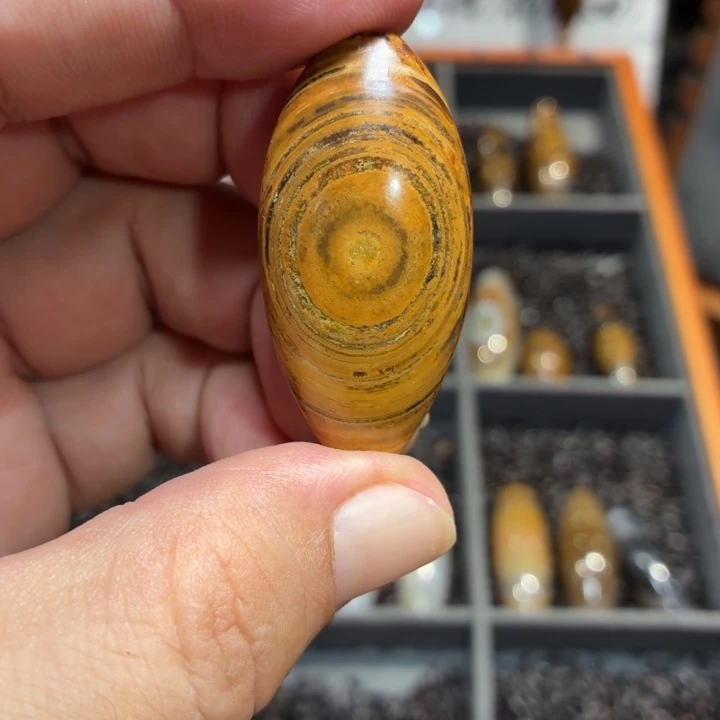 玛瑙/玉髓散珠125