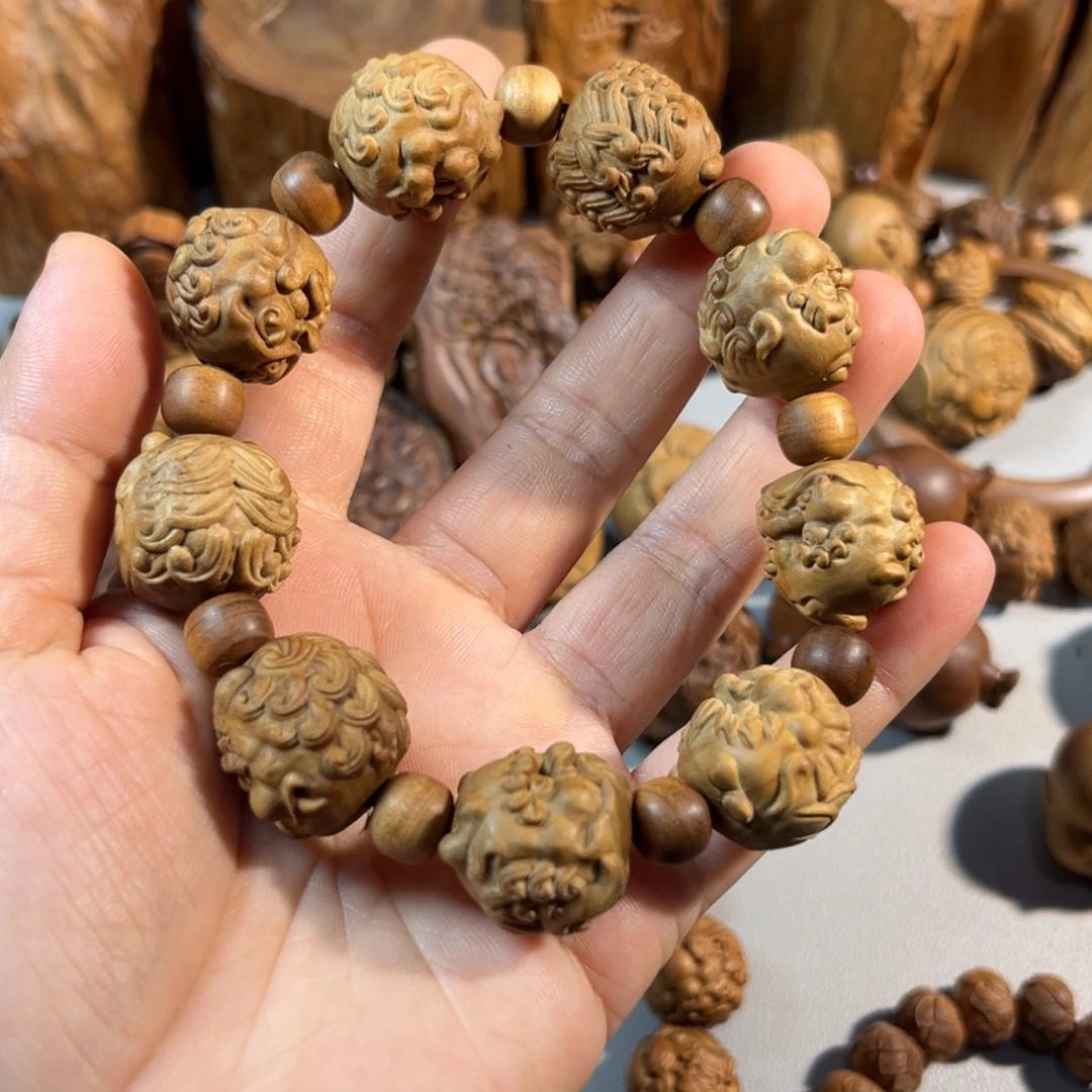 ****、檀香木精工细作品