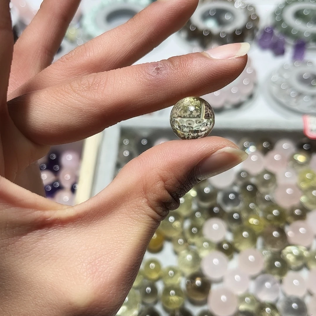 珠宝半成品未镶嵌水晶巴西黄水晶14咪微瑕