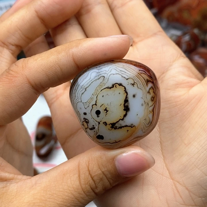 雨***人未镶嵌颈饰玛瑙/玉髓