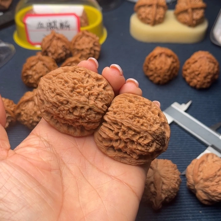 文玩核桃吊坠41南疆石全