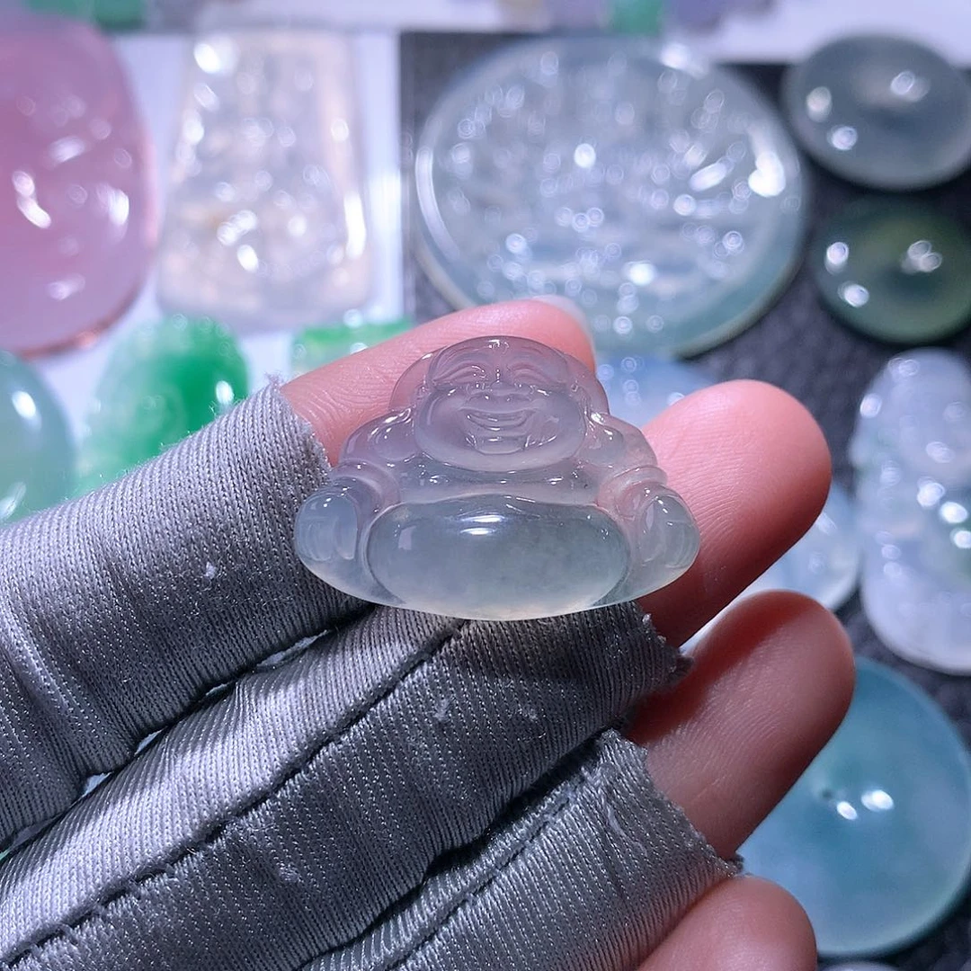 【闪购商品】翡翠未镶嵌颈饰佛