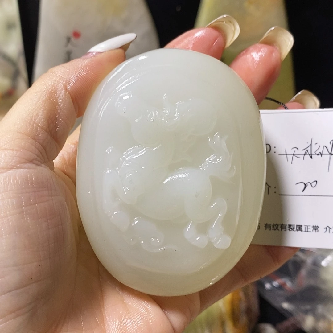 石材财***！古青石手把件