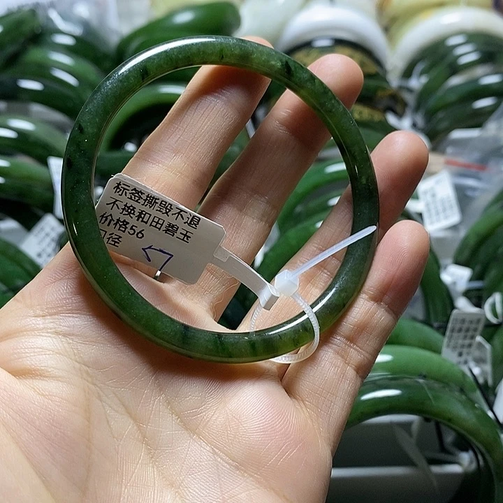 和田玉（碧玉）手镯未镶嵌叮当镯57