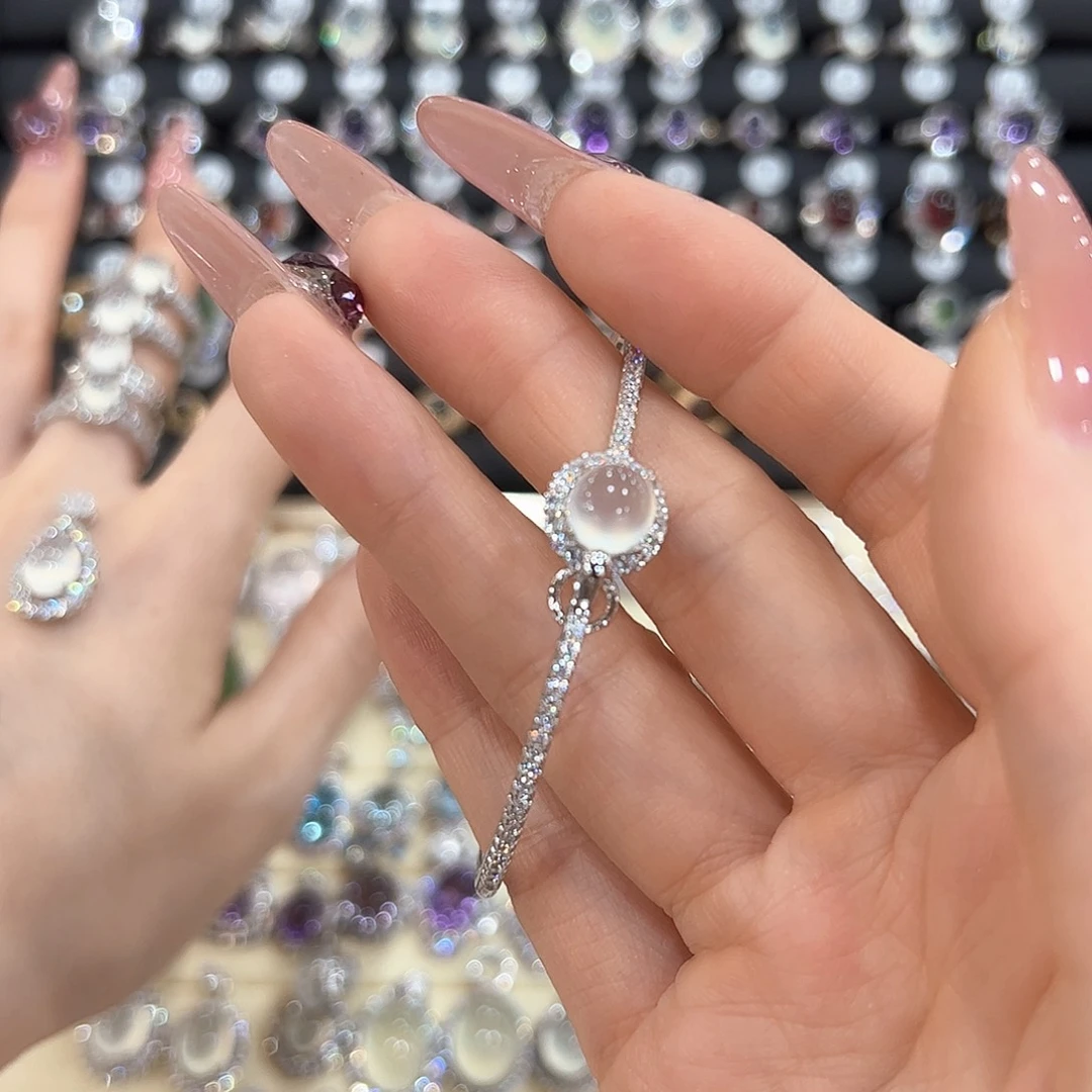 一***鹅岫玉银S925镶嵌戒指