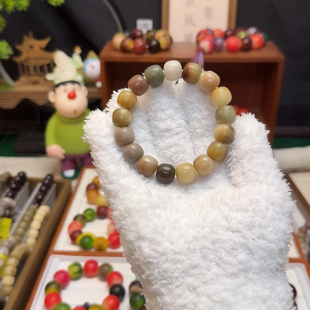 白玉菩提吊坠大瑕疵不退干磨卡14