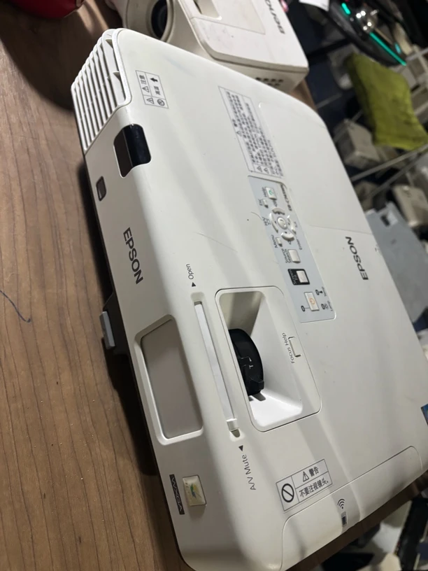 9新 Epson/爱普生 二手 爱普生投影仪 运费自理