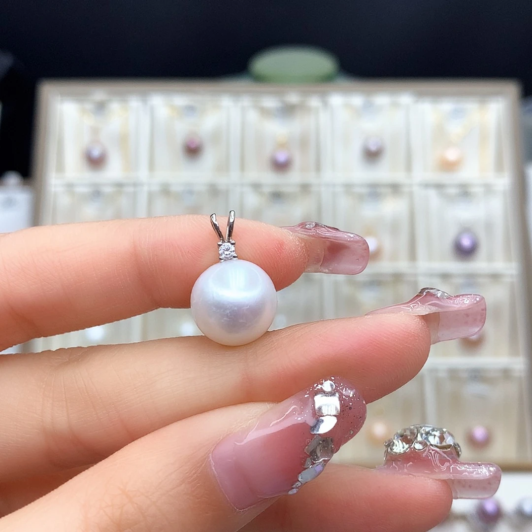 淡水珍珠颈饰合金