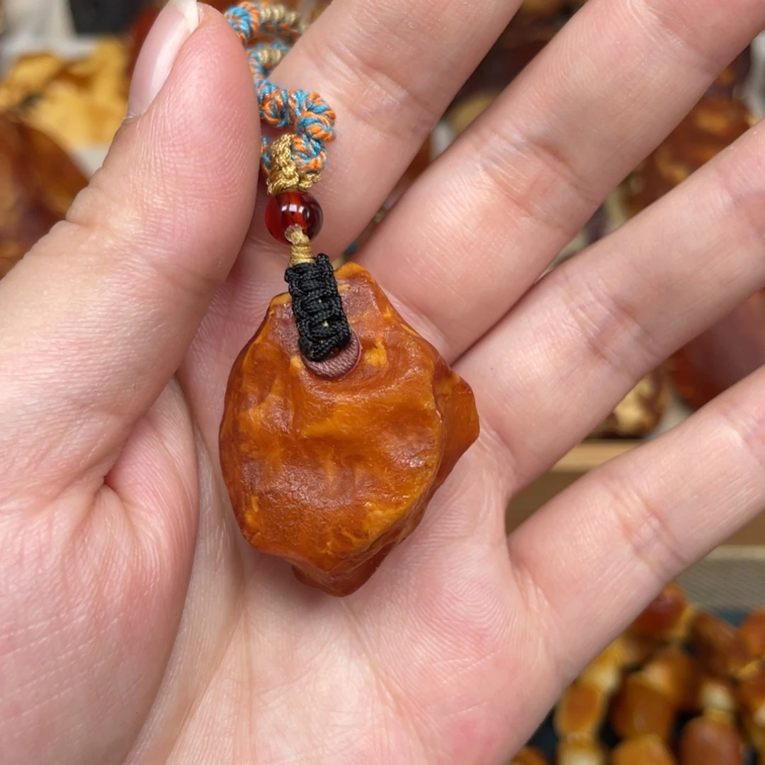 蜜蜡珠宝奇石未镶嵌