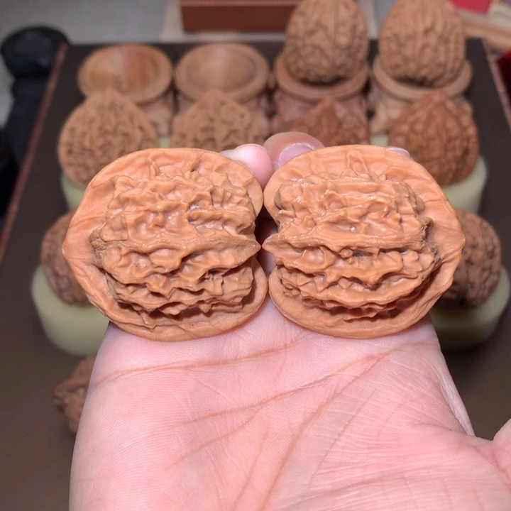 核桃文玩核桃把件天地