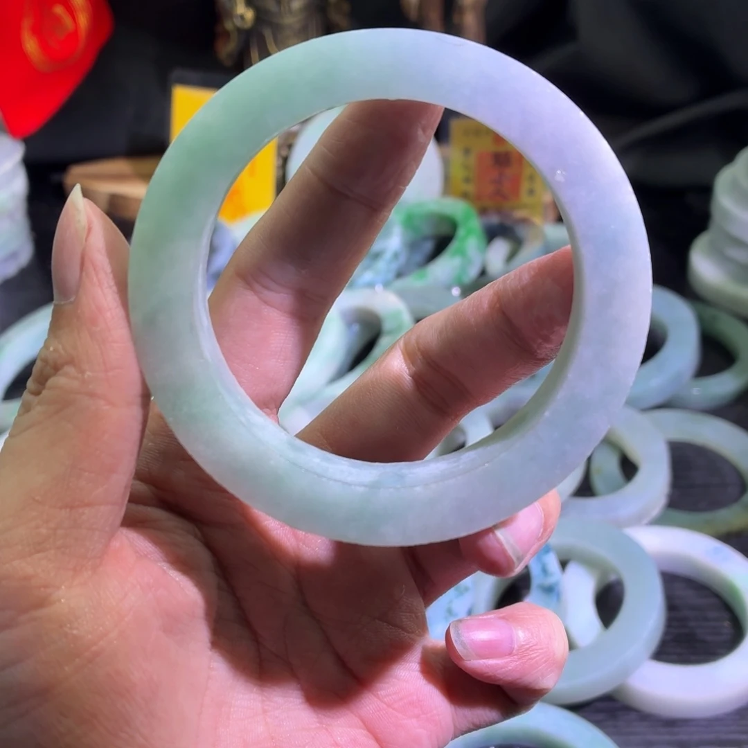 定制翡翠未镶嵌天然翡翠A货毛胚手镯定制