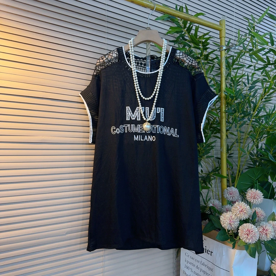 25322胖mm欧货中长款设计感圆领刺绣字母镂空拼接美背坎袖百搭衫