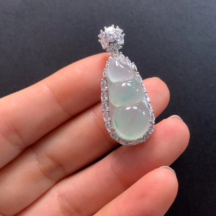 石英质玉银S925镶嵌颈饰