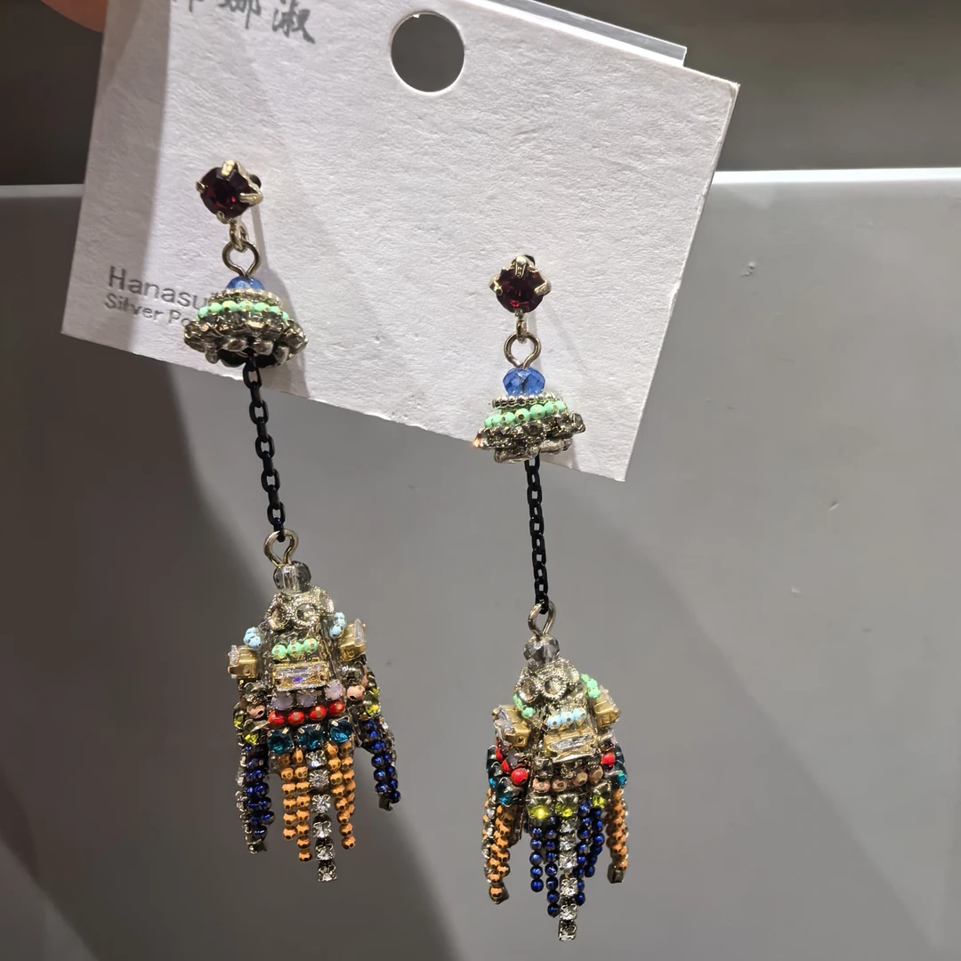 C413彩色流苏闪闪泡菜款耳钉耳饰