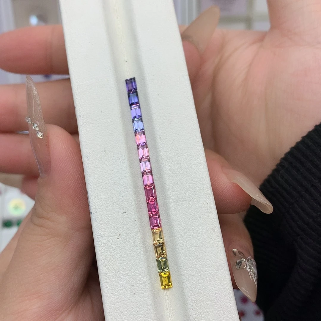 彩色蓝宝石裸石未镶嵌天然无烧彩蓝宝彩虹条15颗