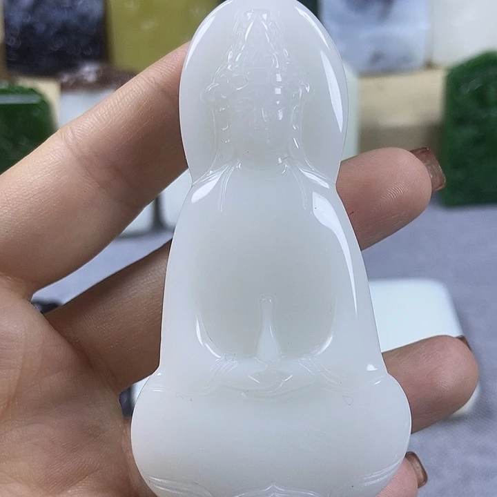 颈饰未镶嵌和田玉