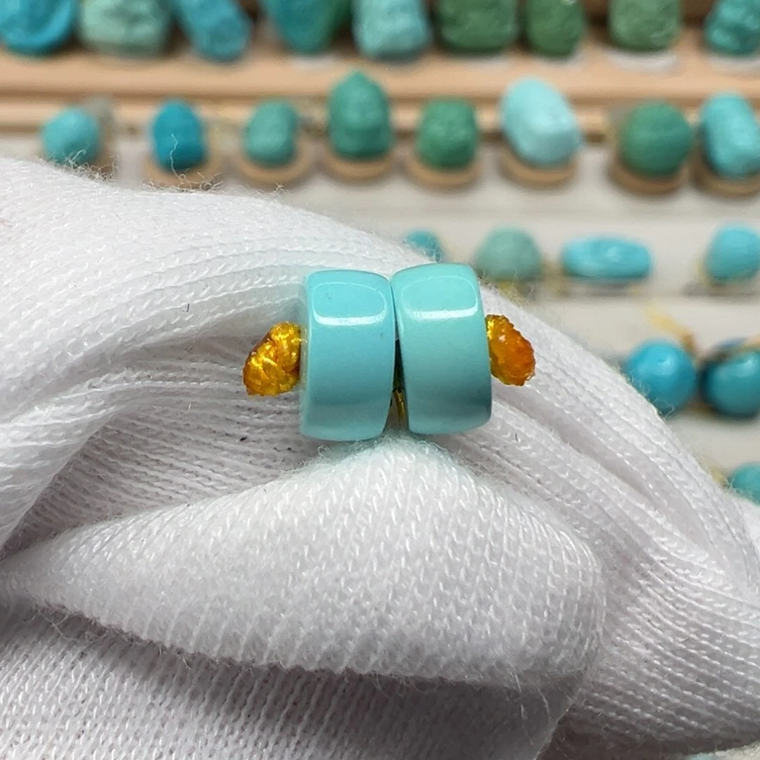 绿松石配饰未镶嵌