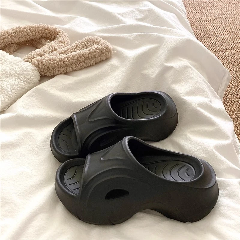 6cm显腿长巨显高厚底女鞋防滑外穿女ins夏季百搭沙滩一字黑色拖鞋