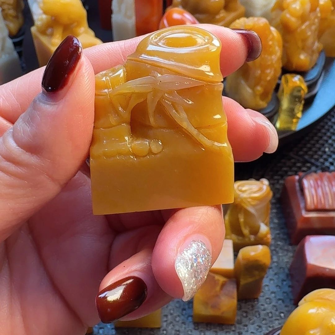 寿山石印石老挝石