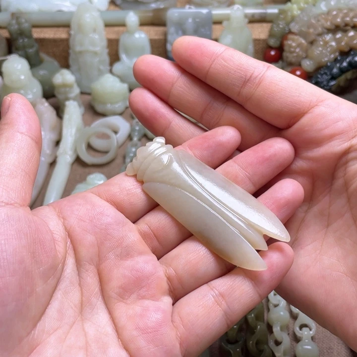 颈饰未镶嵌和田玉