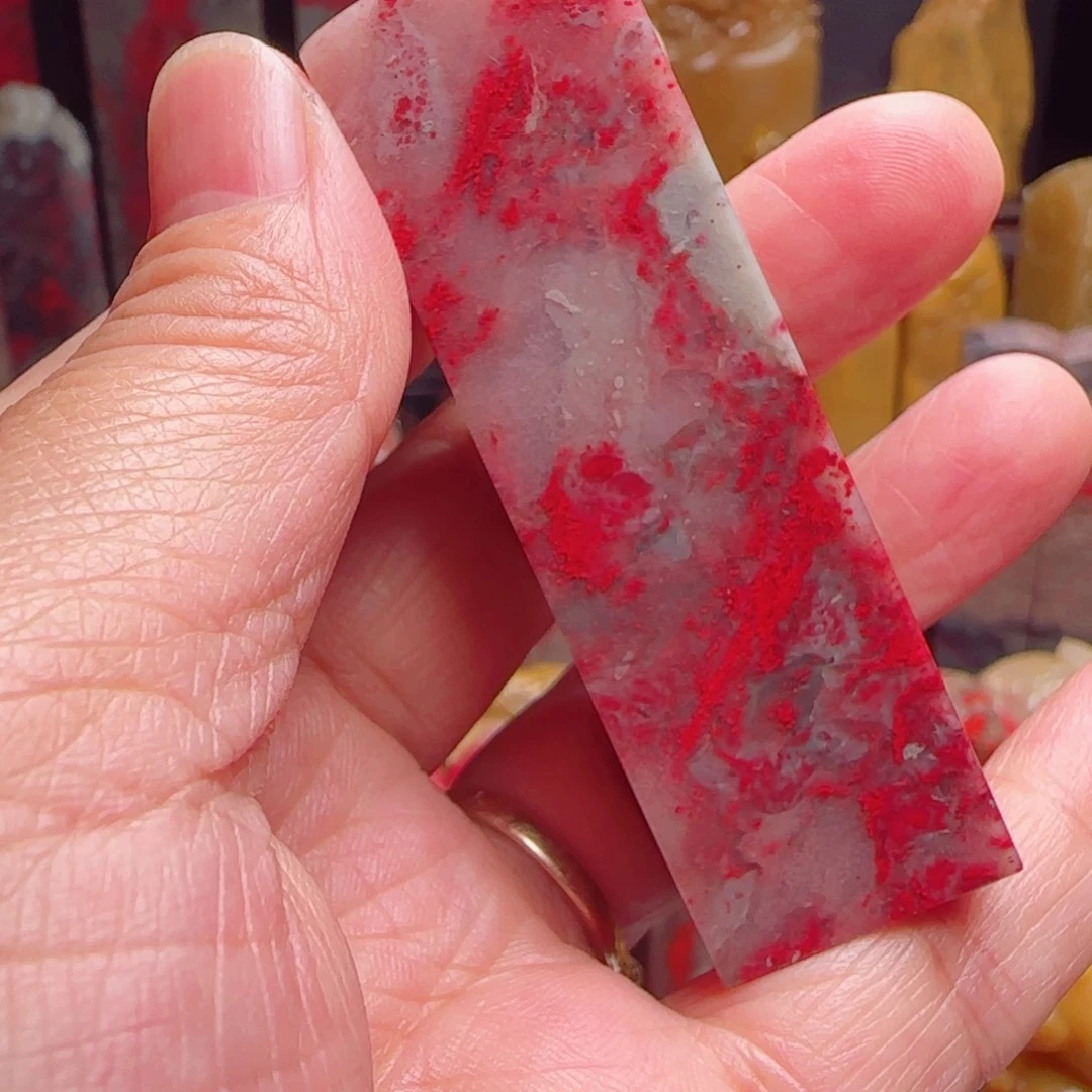 昌化石昌化鸡血石